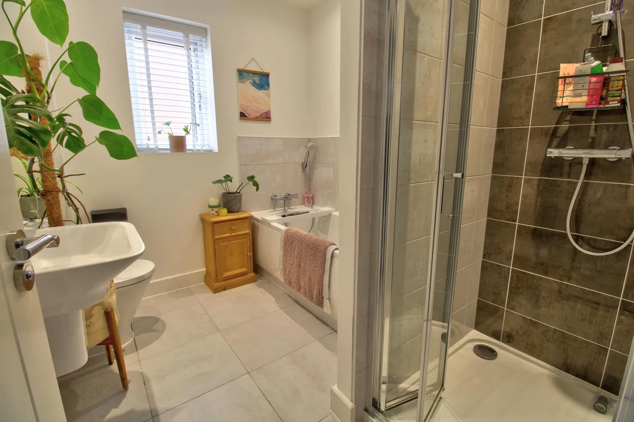 Cornflower Close, Stowupland, IP14, photo 13