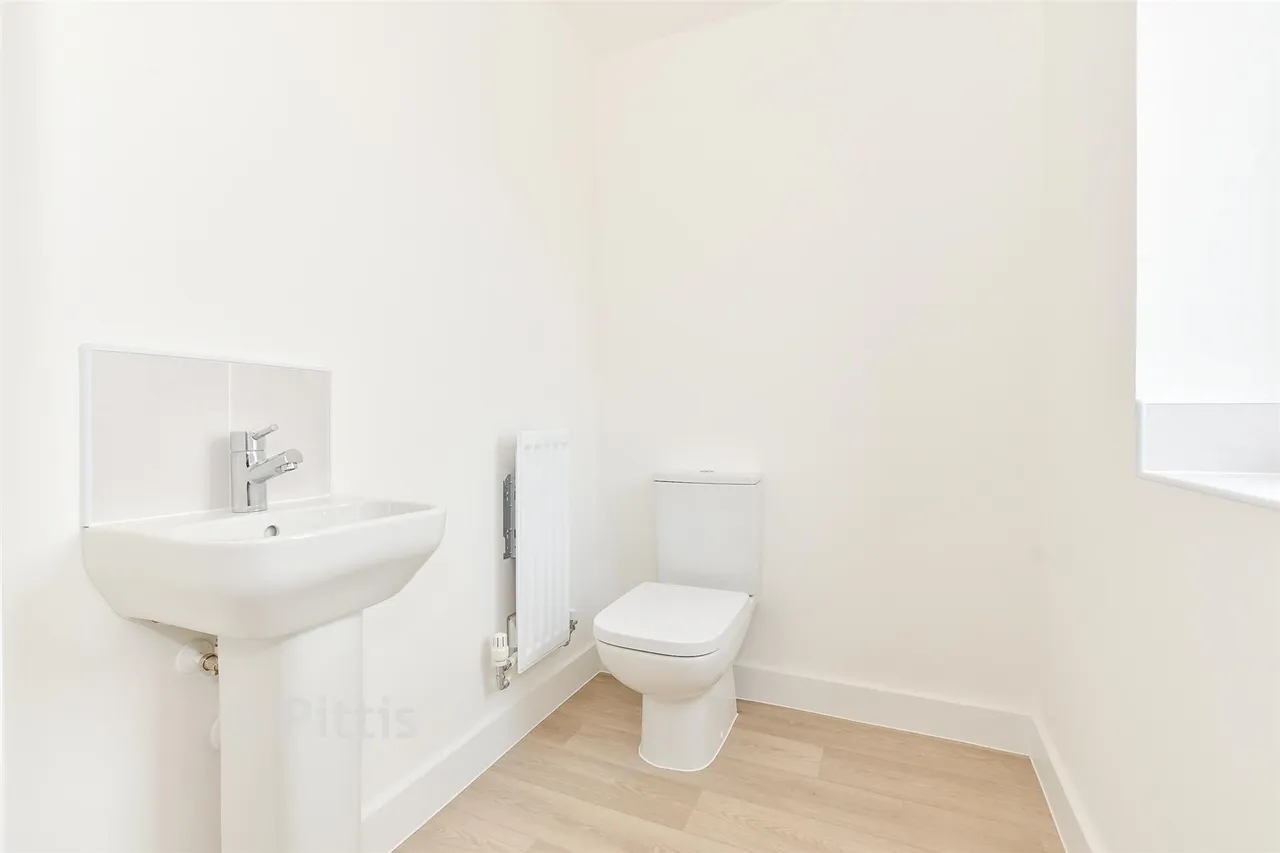 Acorn Avenue, Newport, PO30, photo 4