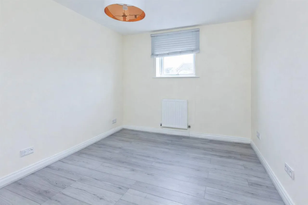 Sandhills Avenue, Hamilton, Leicester, photo 7