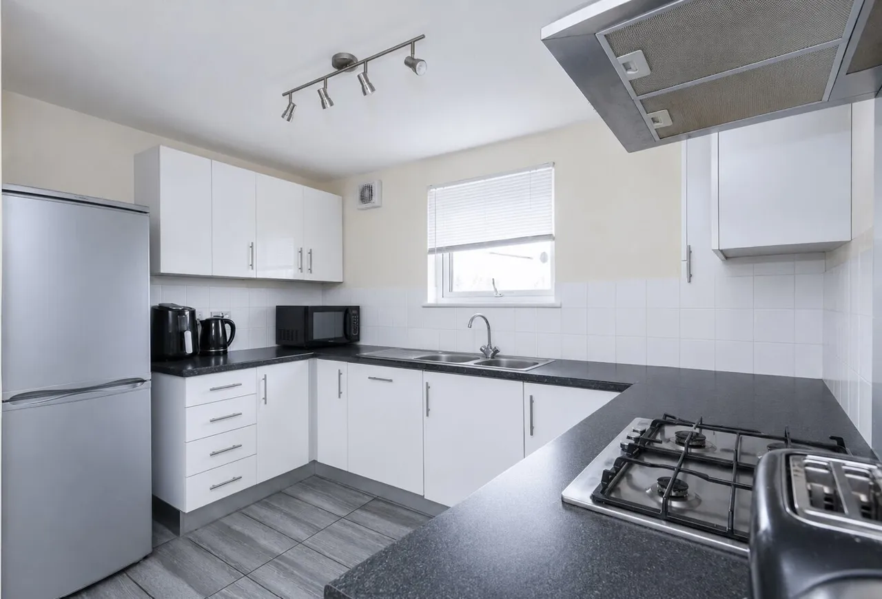 Sandhills Avenue, Hamilton, Leicester, photo 10