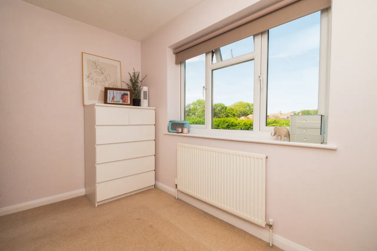 Laking Avenue, Broadstairs, CT10, photo 19