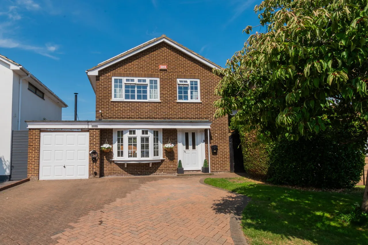 4 bed house for sale, Laking Avenue, Broadstairs, CT10