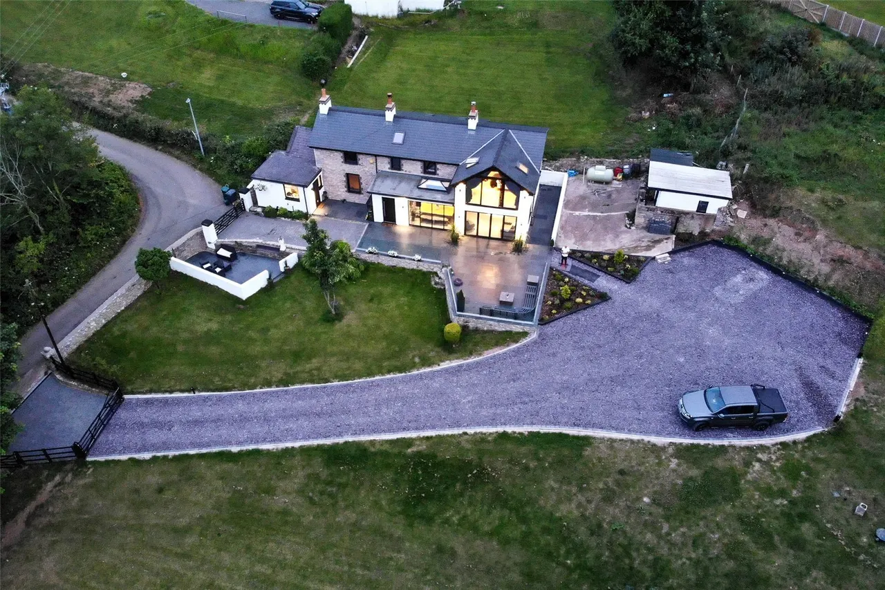 Nant Y Gamar Road, Llandudno, photo 52