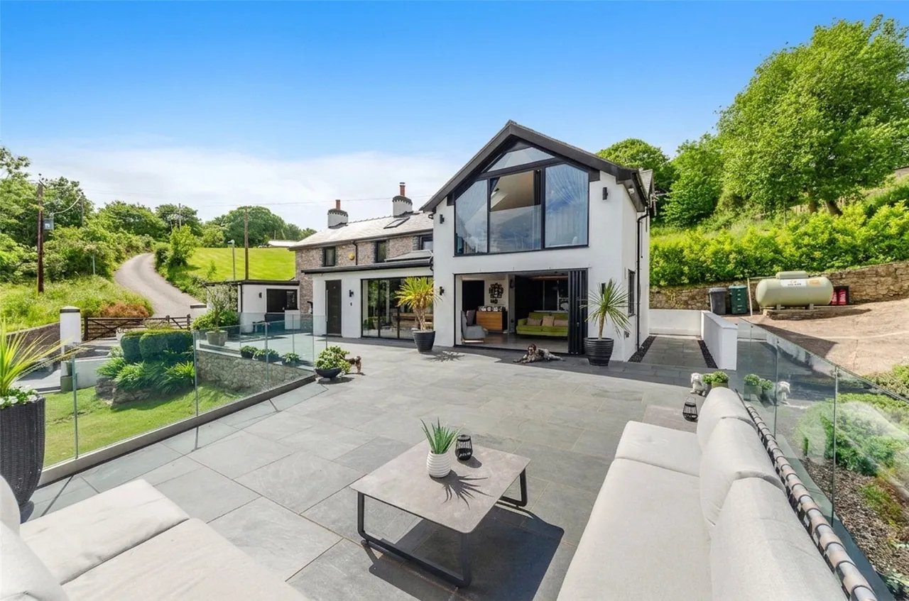 Nant Y Gamar Road, Llandudno, photo 28