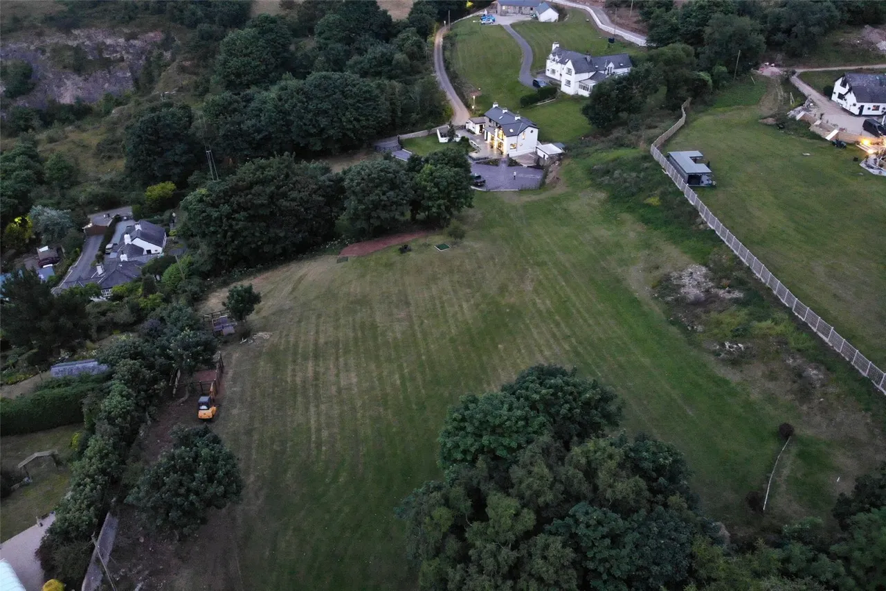Nant Y Gamar Road, Llandudno, photo 48