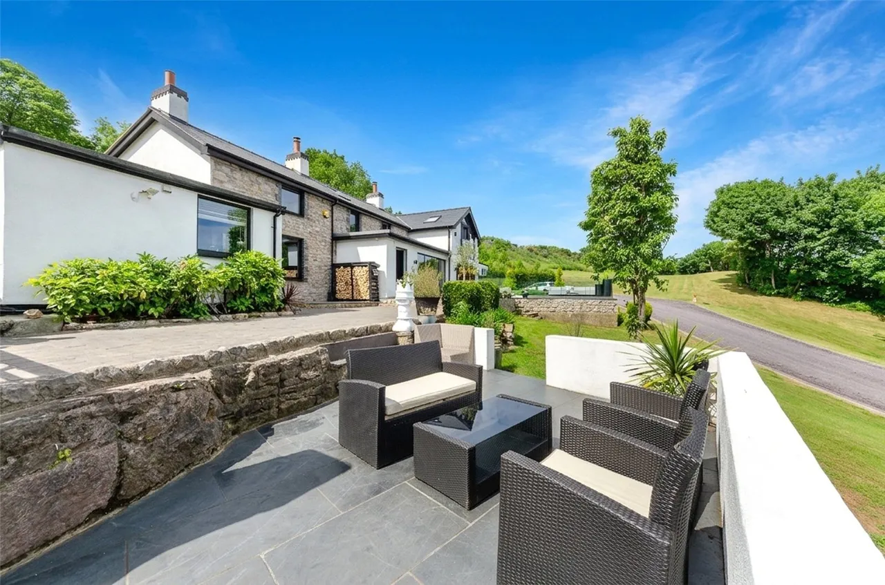 Nant Y Gamar Road, Llandudno, photo 27