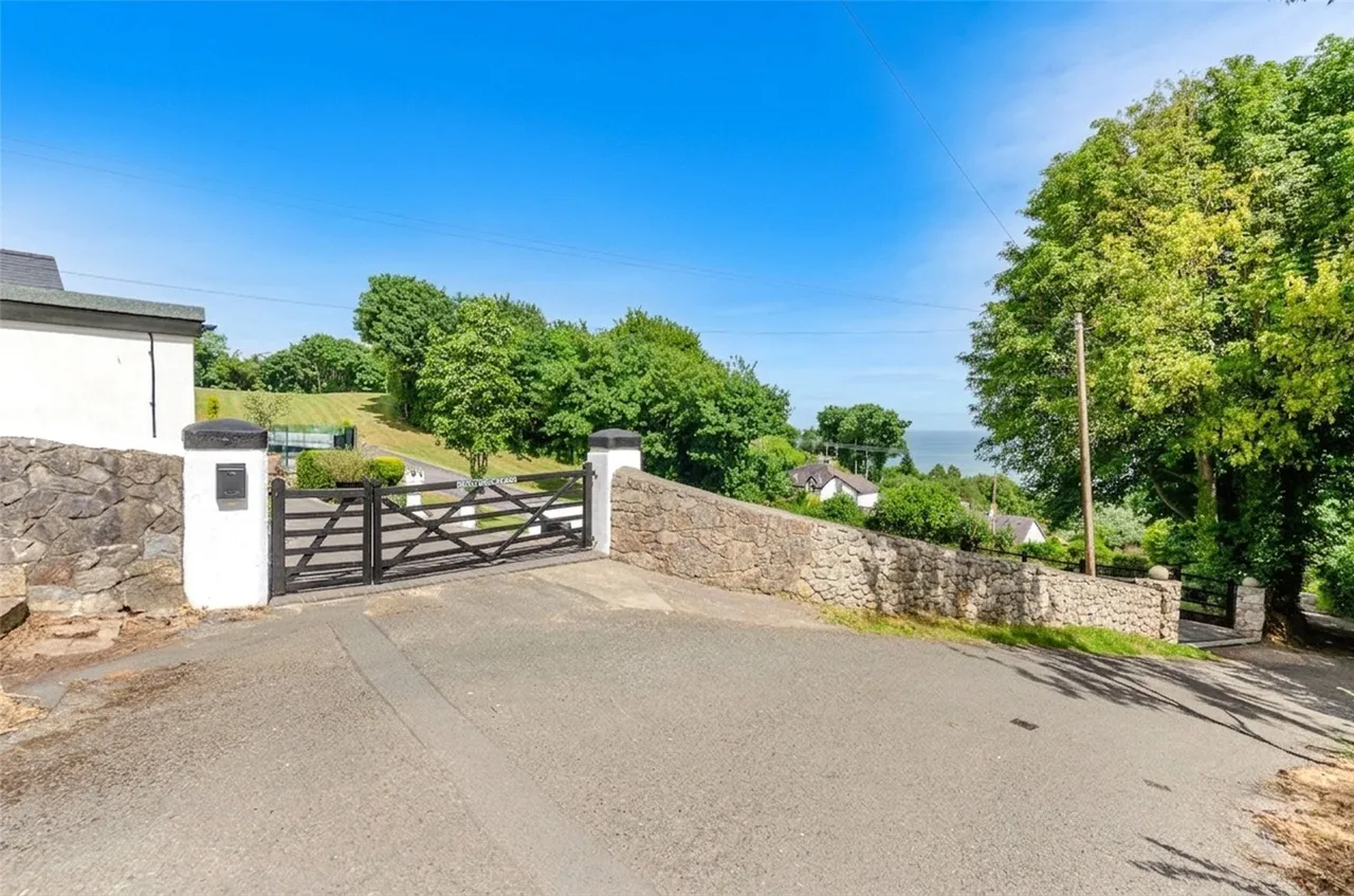 Nant Y Gamar Road, Llandudno, photo 31