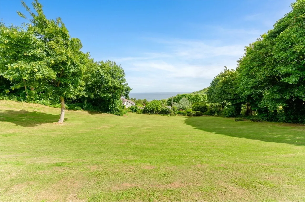 Nant Y Gamar Road, Llandudno, photo 32