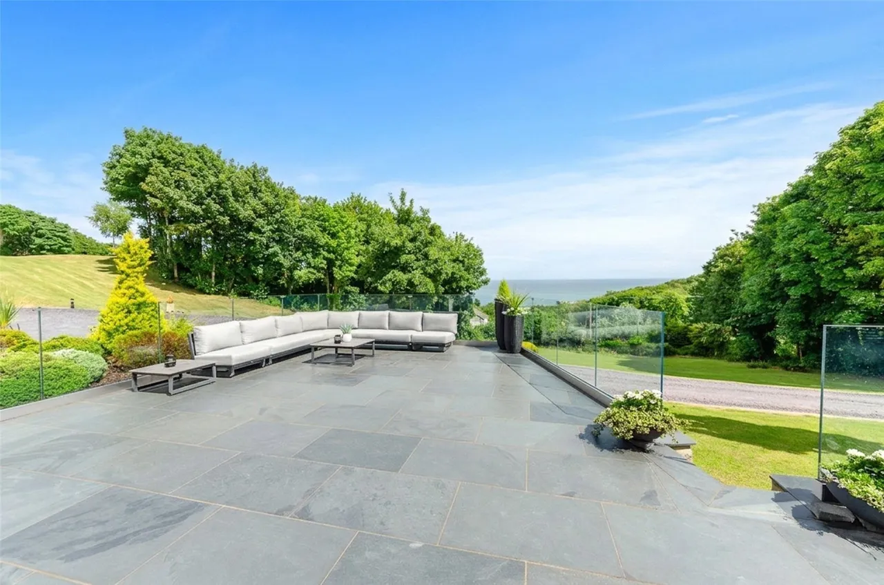 Nant Y Gamar Road, Llandudno, photo 2