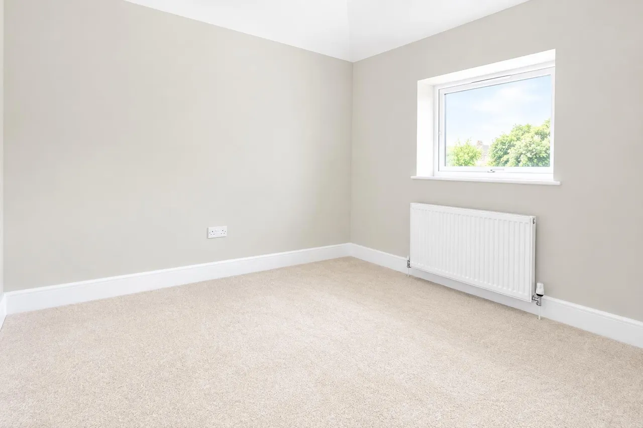Poplar Road, Leatherhead, KT22, photo 13