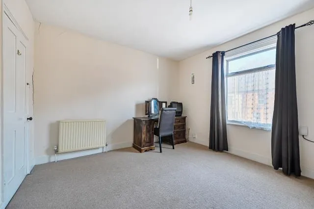 Elgar Road, Reading, RG2, photo 22