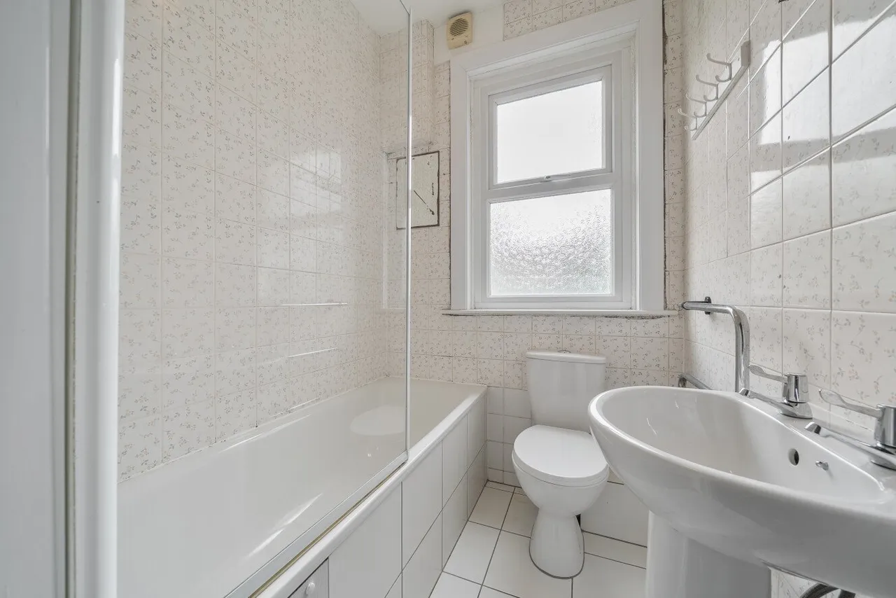 Clonmore Street, Southfields, London, SW18, photo 10