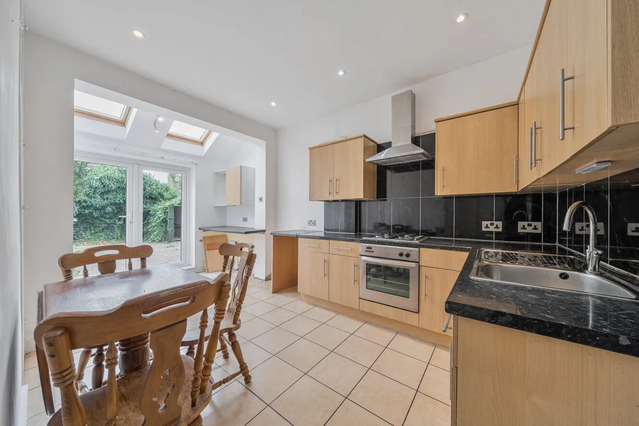 Clonmore Street, Southfields, London, SW18, photo 3