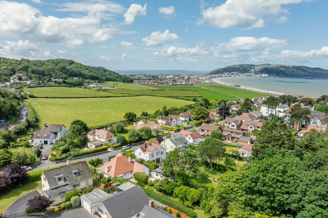 Cwrt Bryn Y Bia, Llandudno, Conwy, LL30 3AU, photo 2