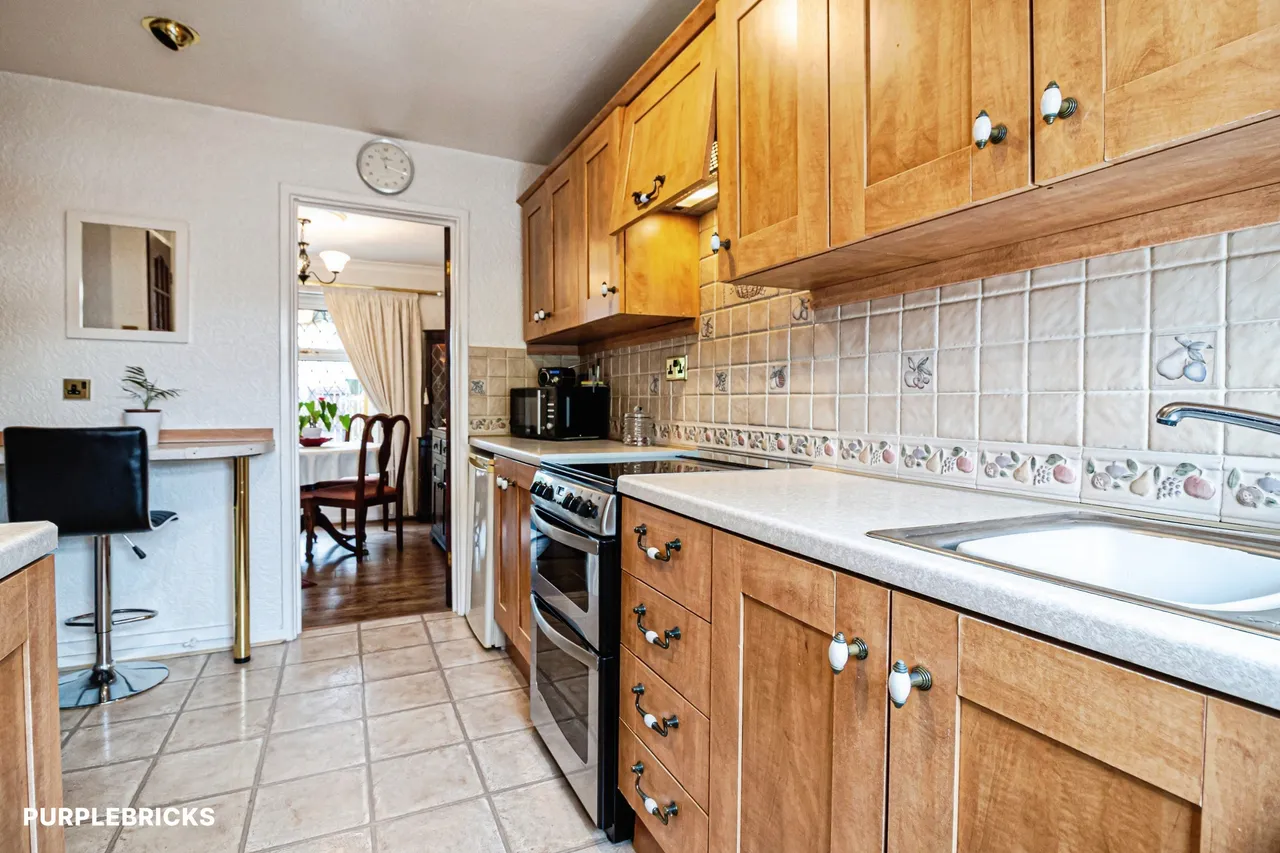Doric Close, Manchester, M11, photo 13