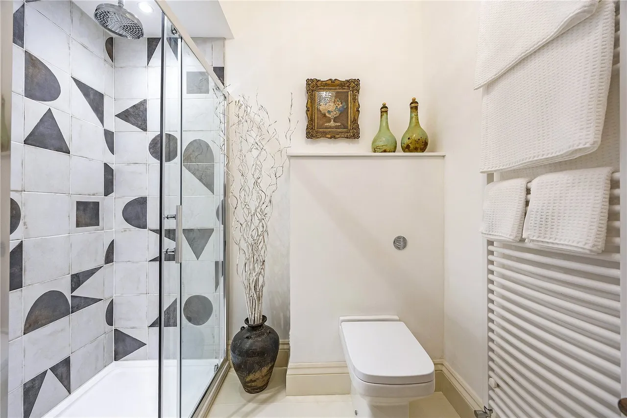 Queens Road, Cheltenham, GL50, photo 14