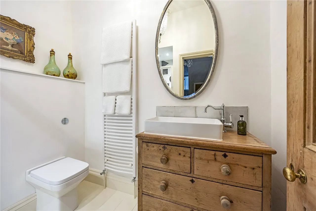 Queens Road, Cheltenham, GL50, photo 13