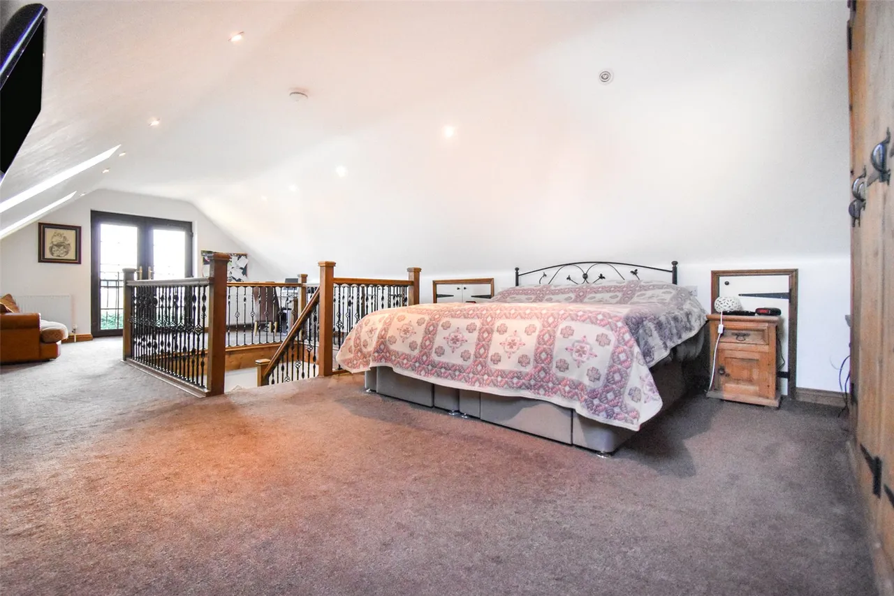 Park Road, Aldershot, Hampshire, GU11 3PX, photo 14