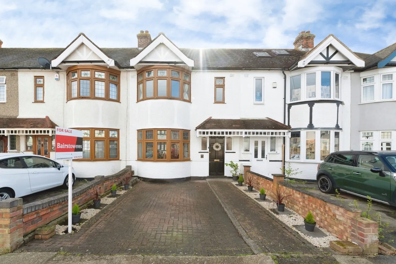 Dunmow Drive, Rainham, RM13, photo 20