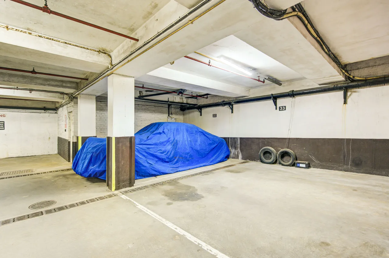 32 Parking Space, Montrose Court, photo 2