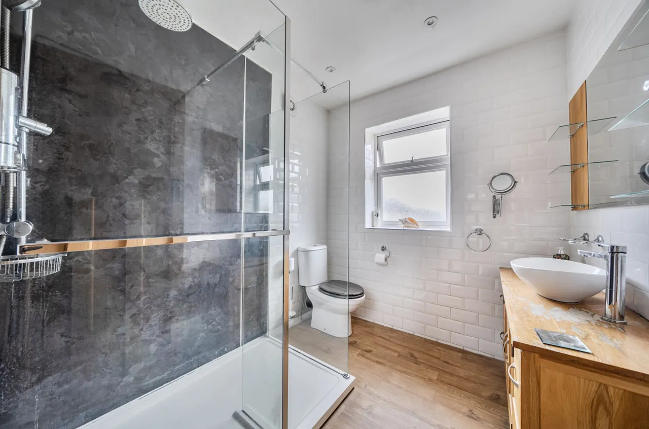 Central Drive, Bersted, PO21, photo 17