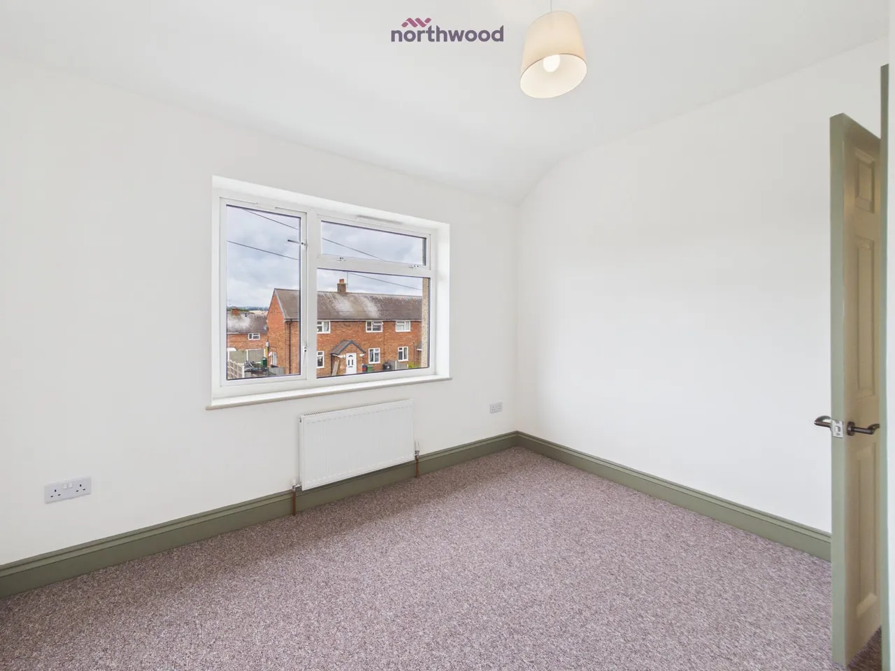 Shones Lane, Llay, LL12, photo 17