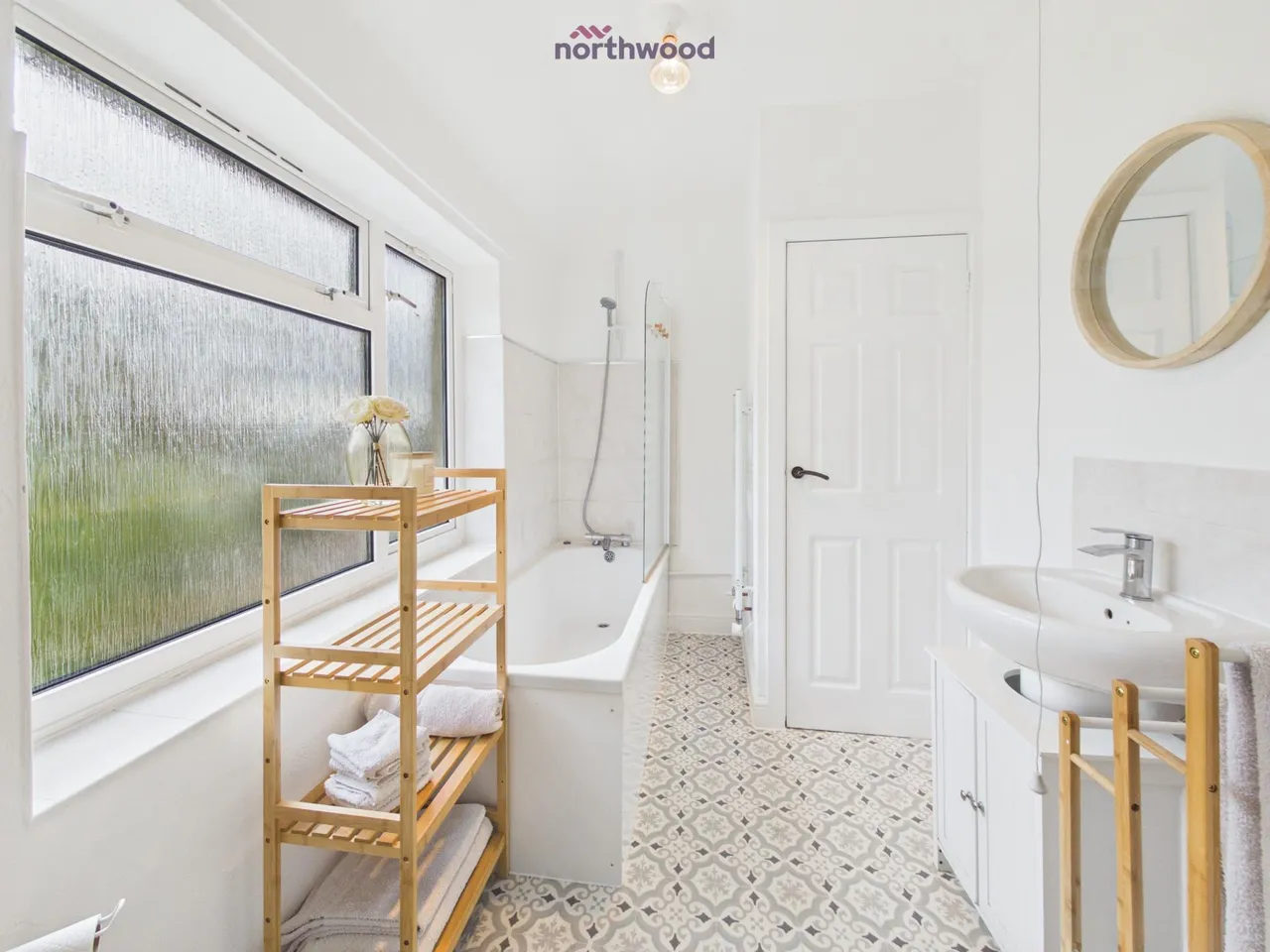 Shones Lane, Llay, LL12, photo 14
