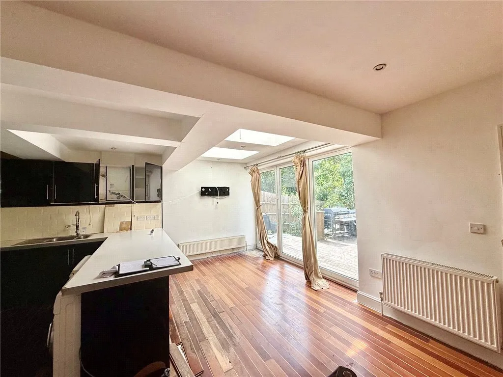 Knollys Road, London, SW16, photo 2