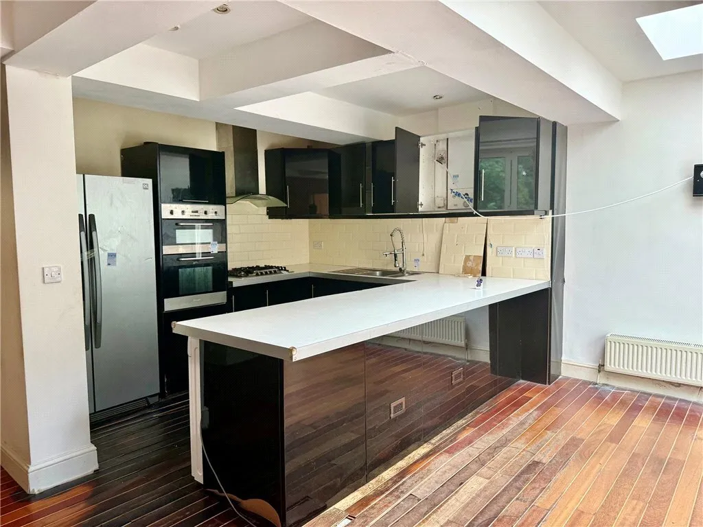 Knollys Road, London, SW16, photo 3
