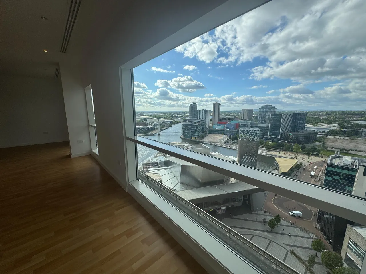 The Quays, Salford Quays, M50, photo 22