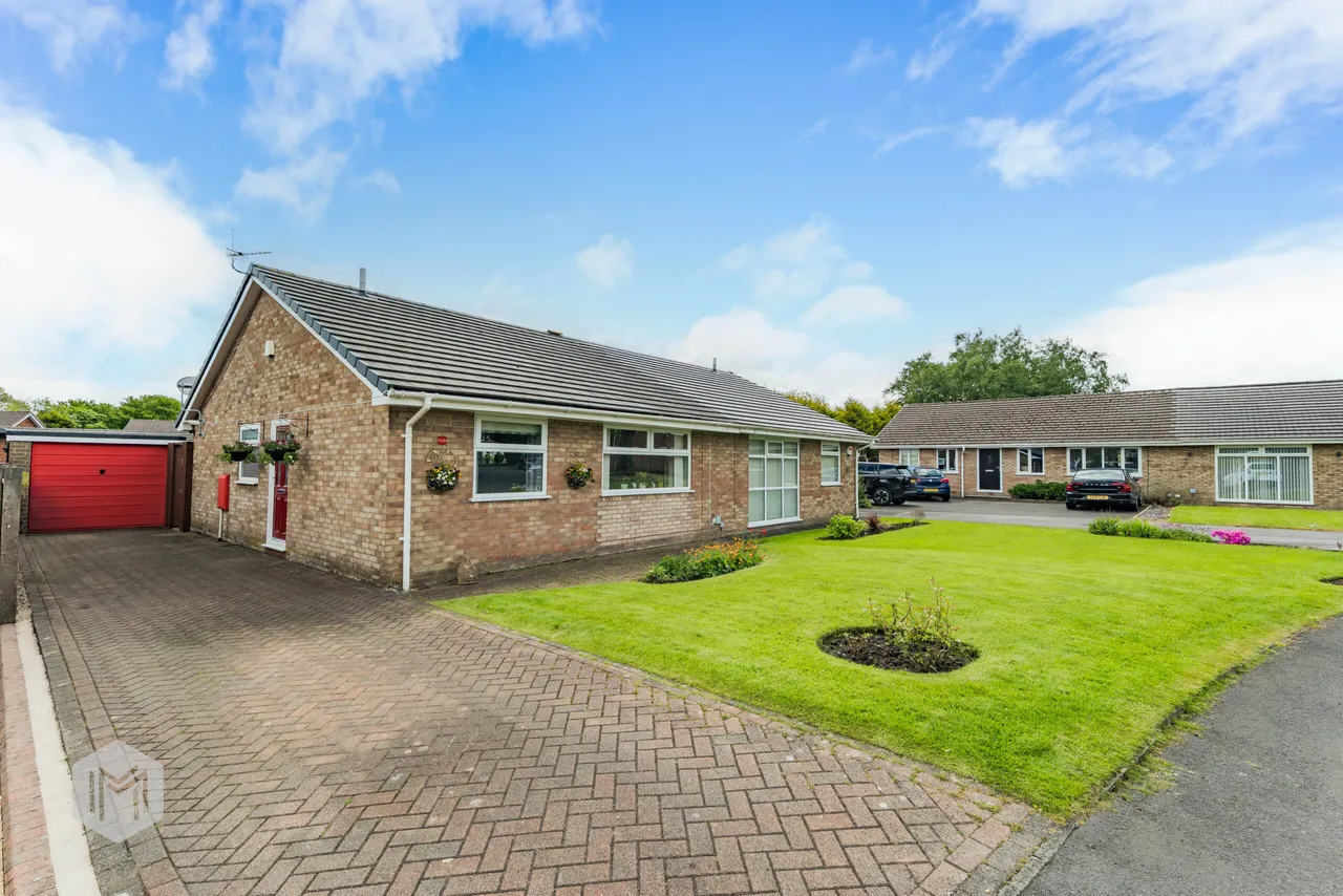 Bradshaw Meadows, Bolton, BL2 4NA, photo 20