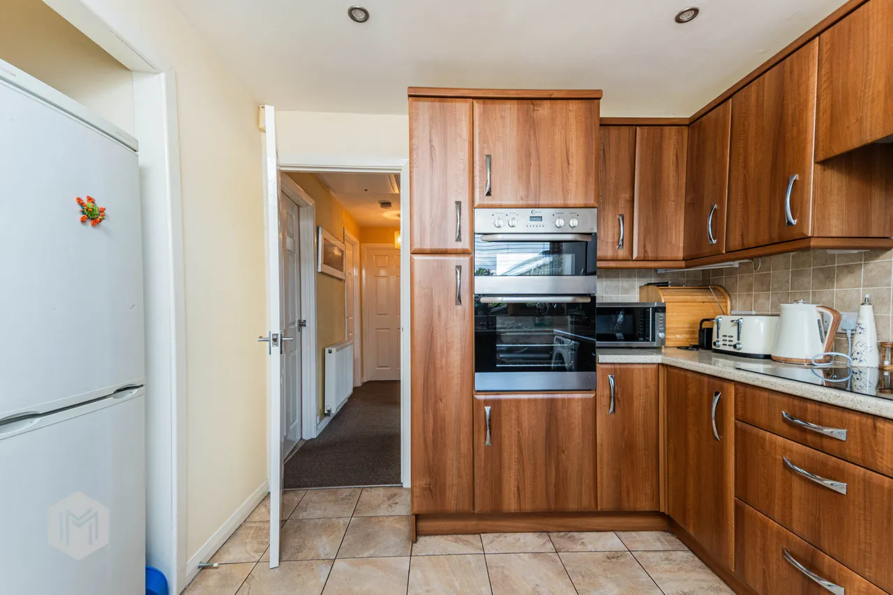 Bradshaw Meadows, Bolton, BL2 4NA, photo 6