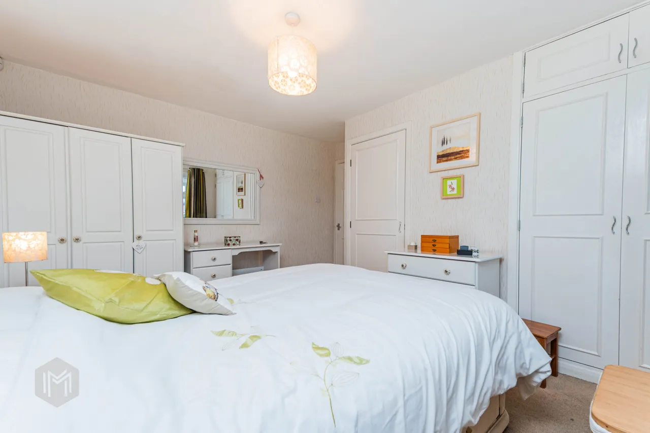 Bradshaw Meadows, Bolton, BL2 4NA, photo 13