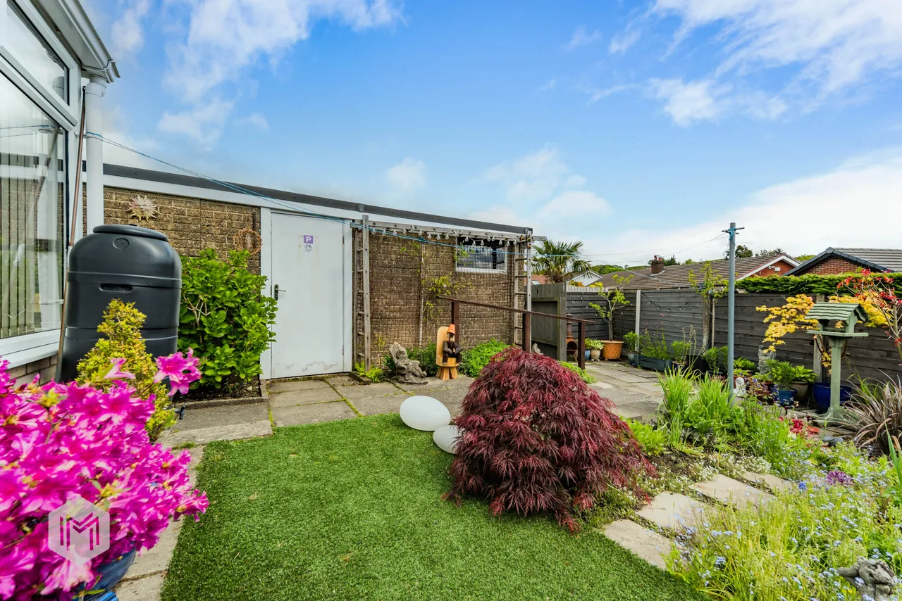 Bradshaw Meadows, Bolton, BL2 4NA, photo 17