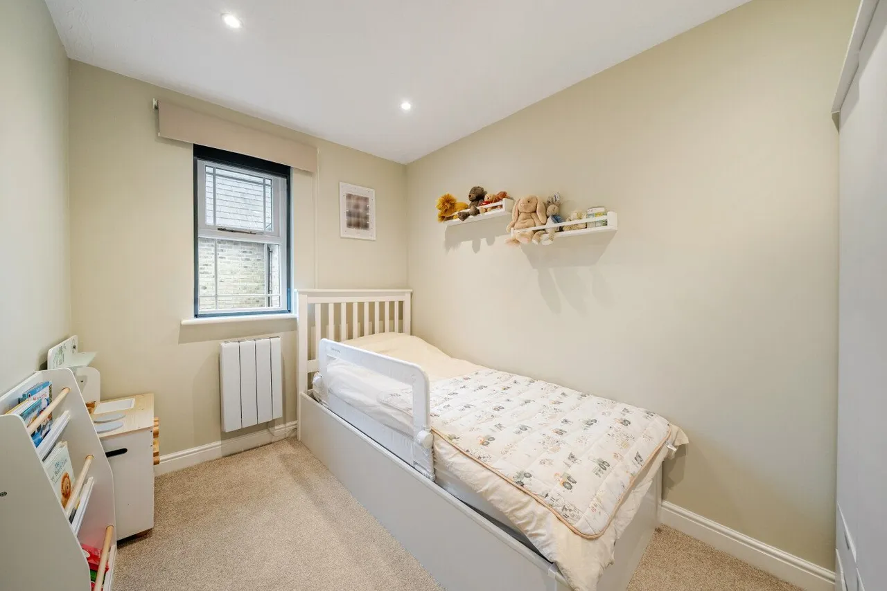 John Archer Way, Battersea, SW18, photo 4