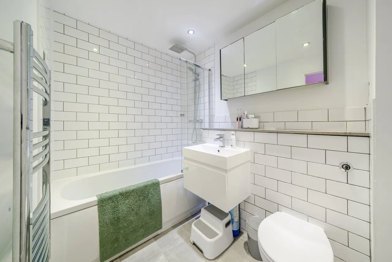 John Archer Way, Battersea, SW18, photo 5