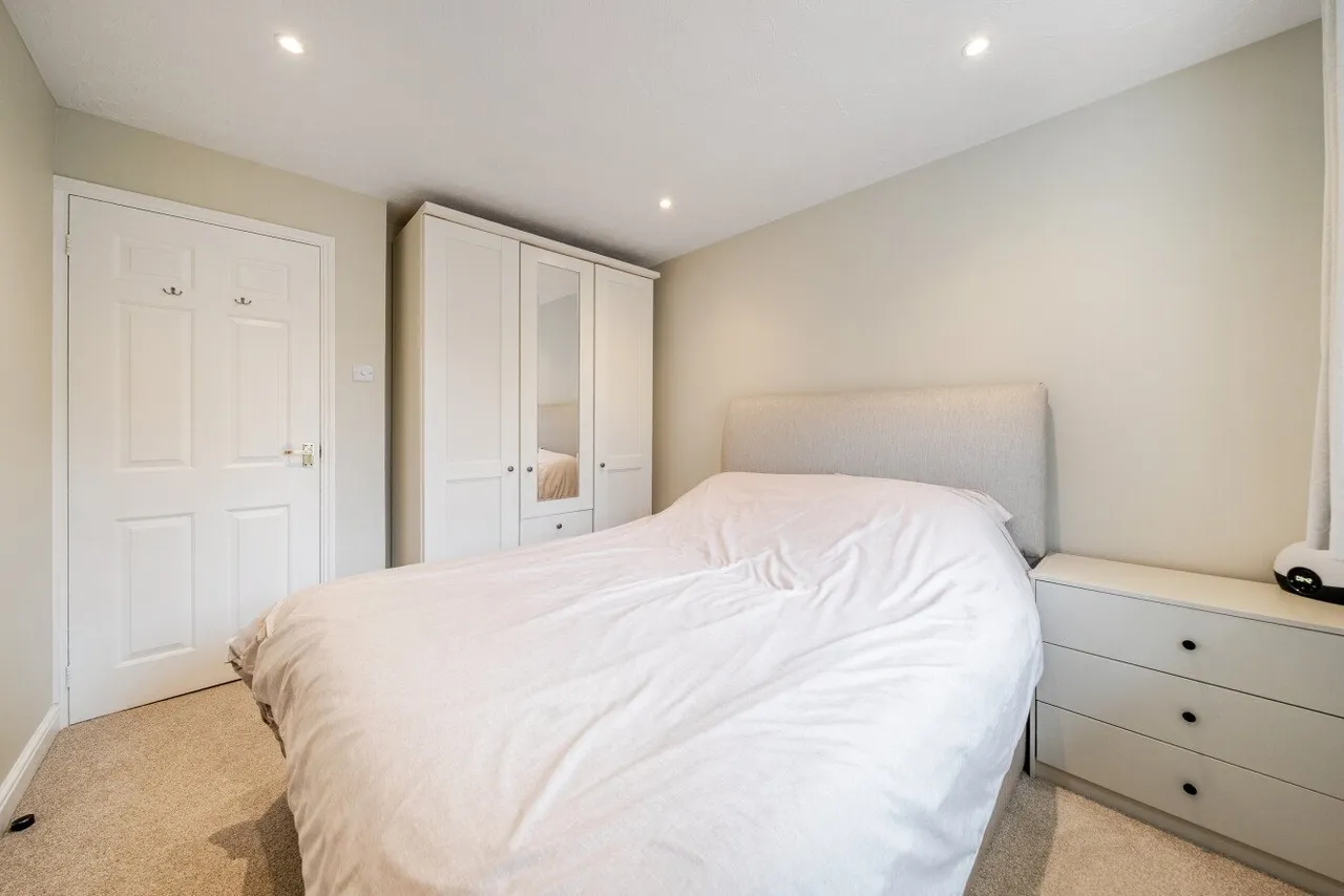 John Archer Way, Battersea, SW18, photo 3