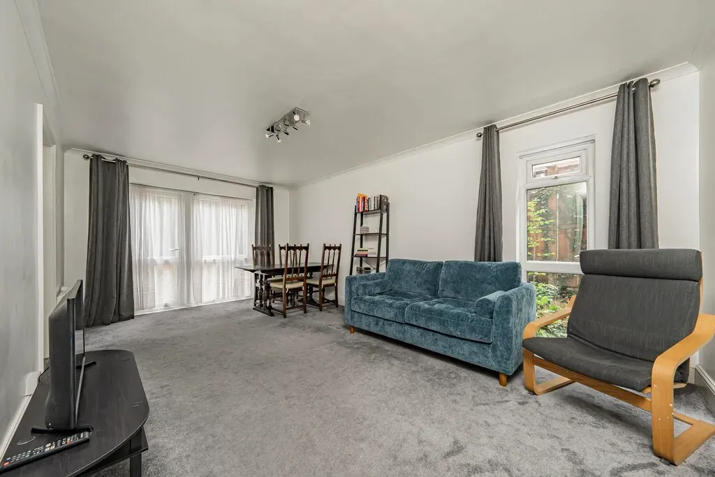 Bawtree Road, Uxbridge, UB8, photo 17