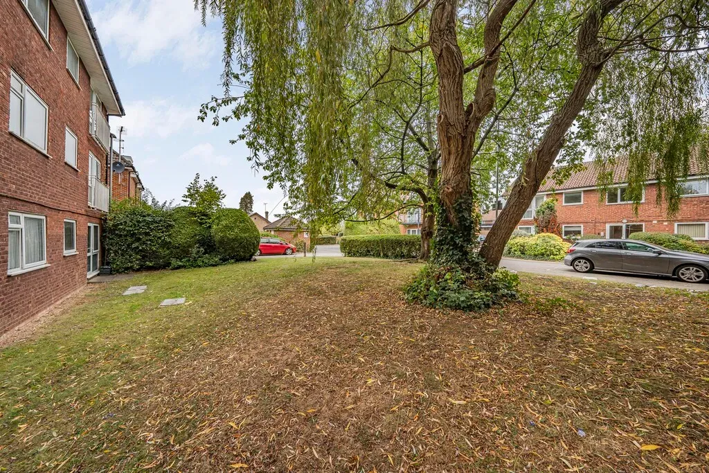 Bawtree Road, Uxbridge, UB8, photo 25