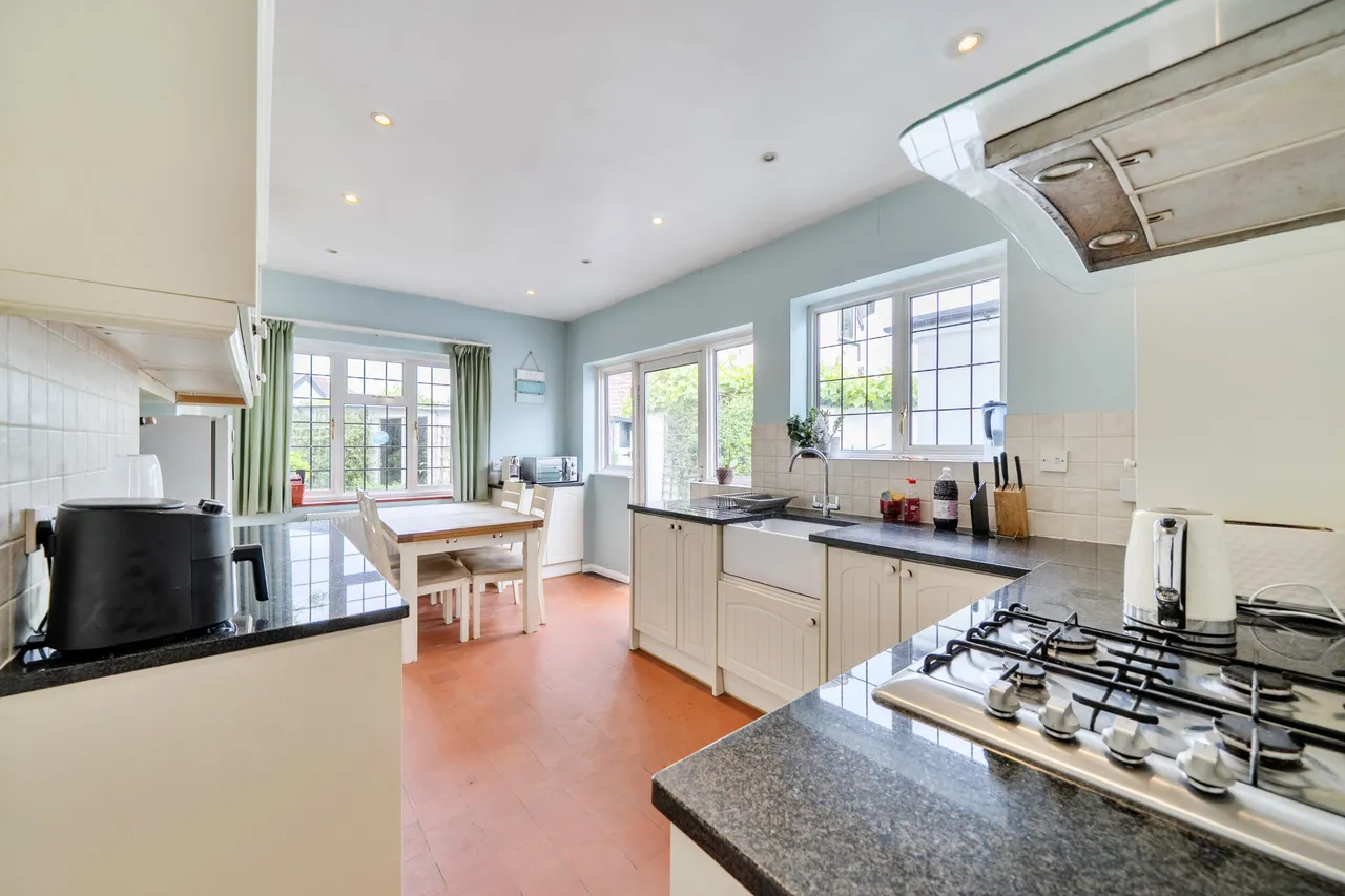 Church Avenue, Ruislip, HA4, photo 3