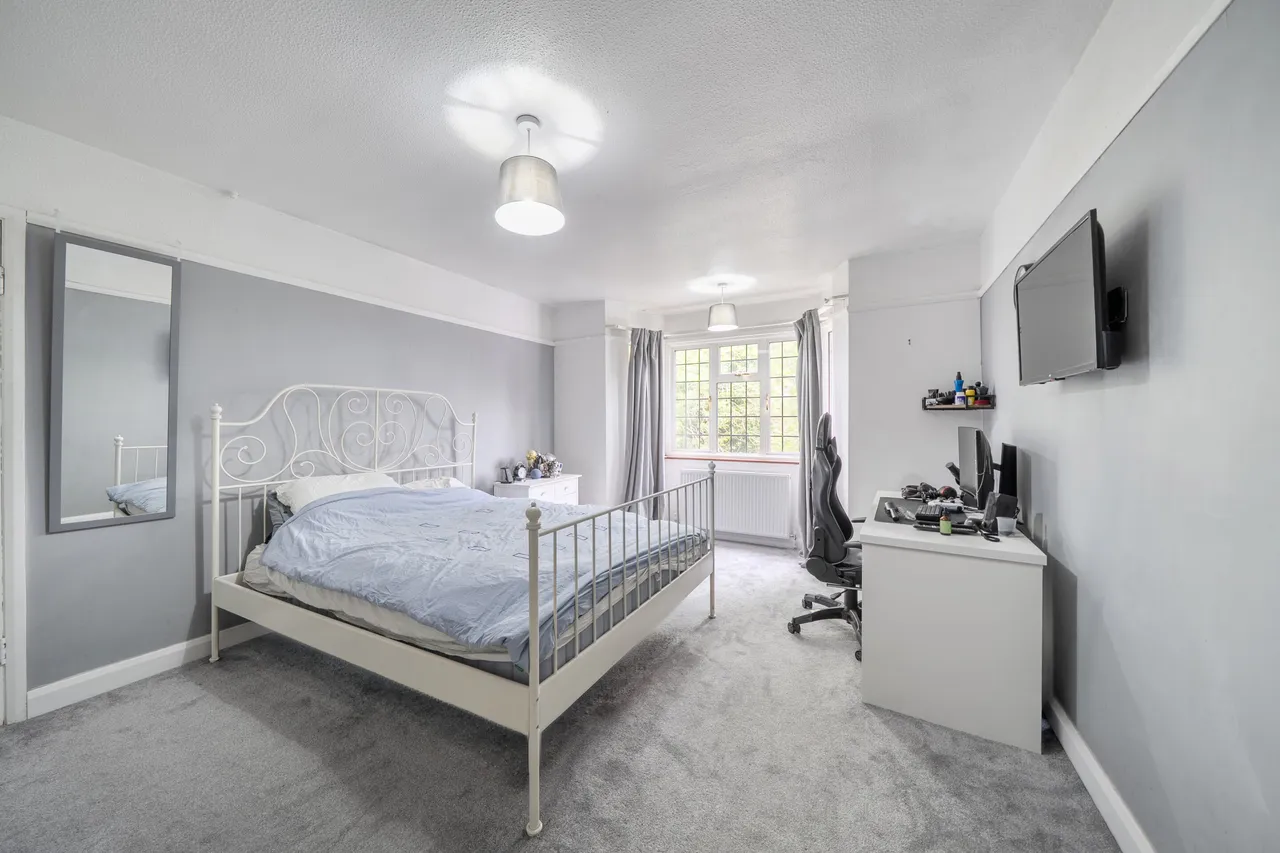 Church Avenue, Ruislip, HA4, photo 10