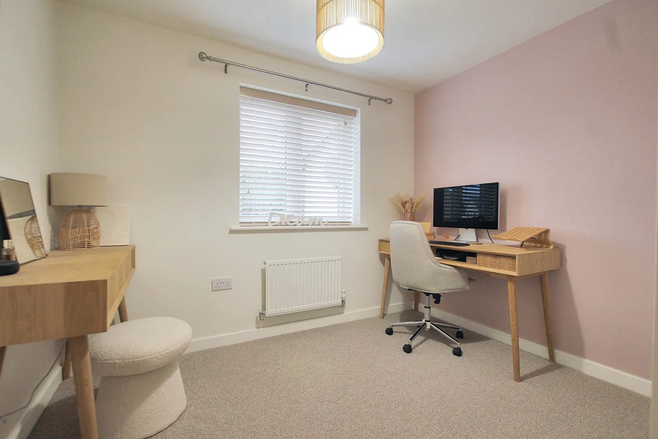 Emerald Place, Bishops Cleeve, GL52, photo 10
