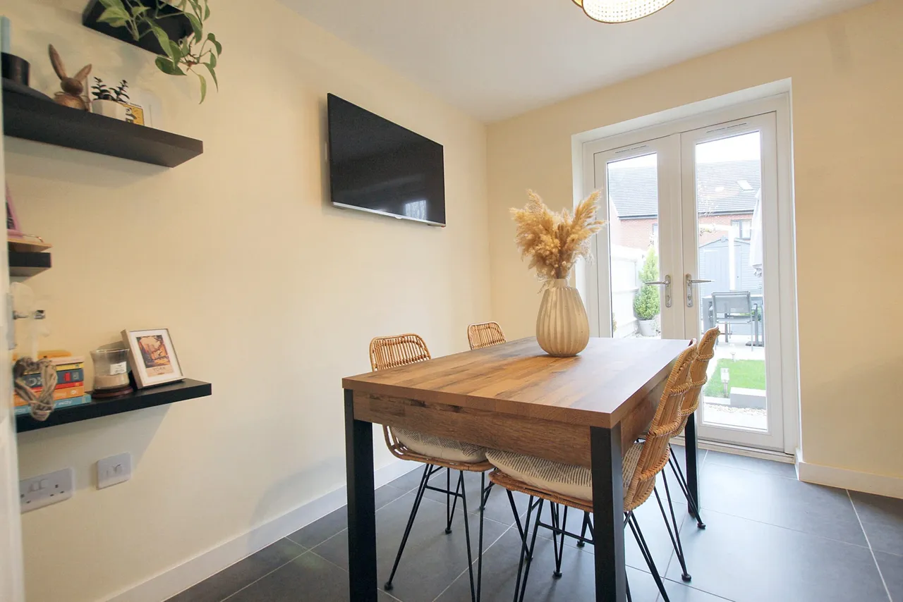 Emerald Place, Bishops Cleeve, GL52, photo 7