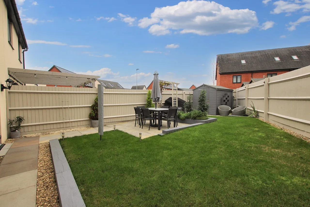 Emerald Place, Bishops Cleeve, GL52, photo 13