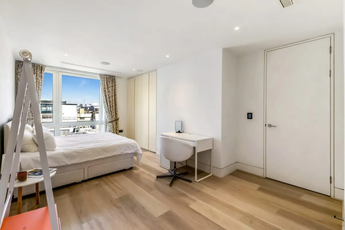 Soho Thirteen Apartments, Soho, W1F, photo 12