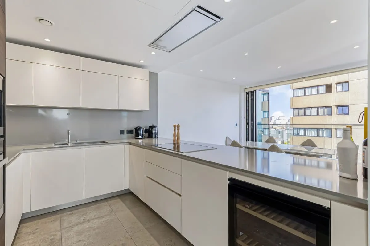 Soho Thirteen Apartments, Soho, W1F, photo 6