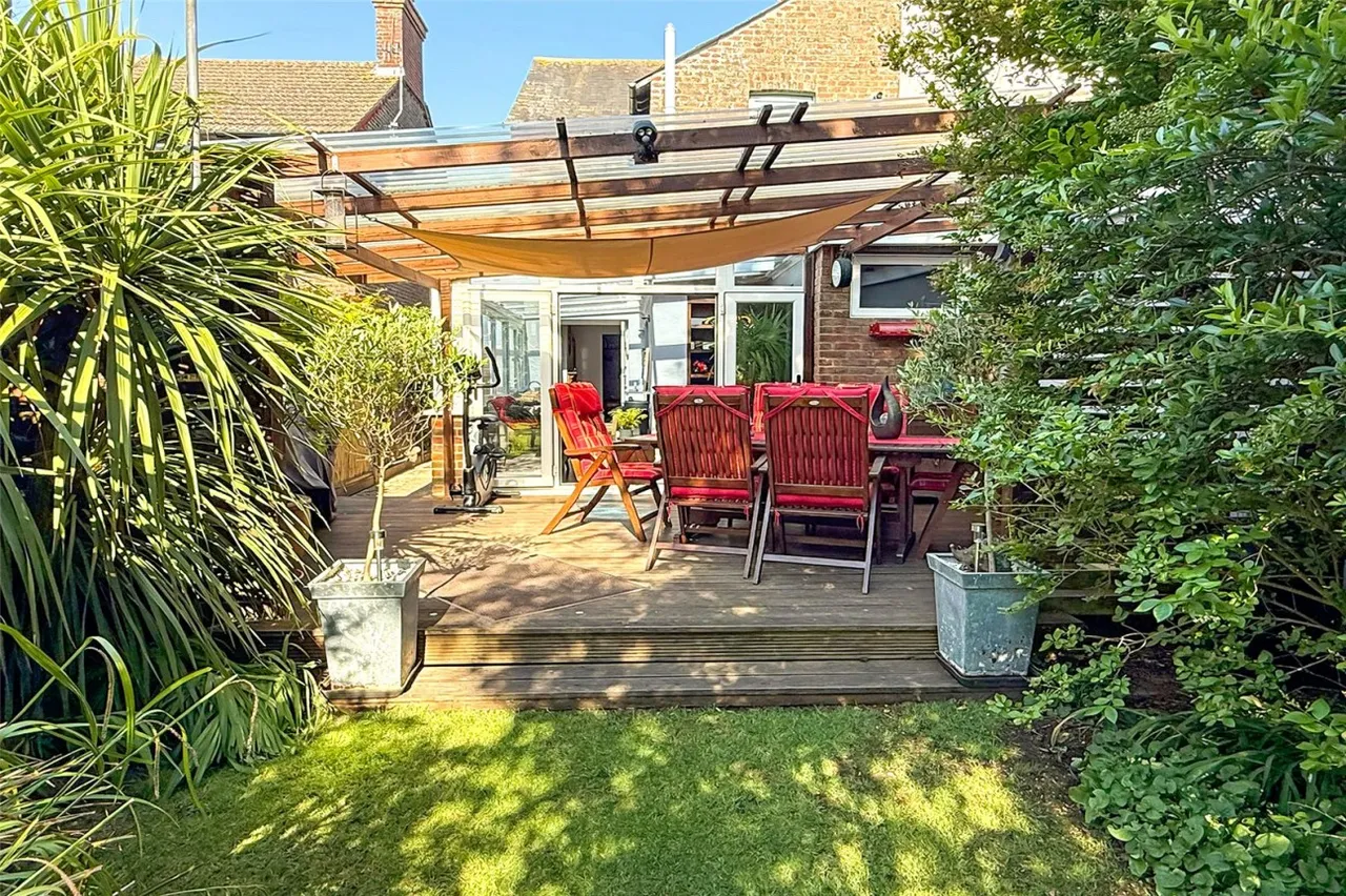 Littlehampton, BN17, photo 21