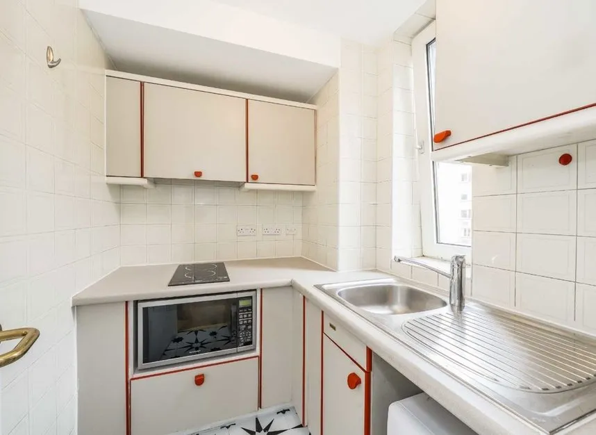 Sloane Avenue, London, SW3, photo 2