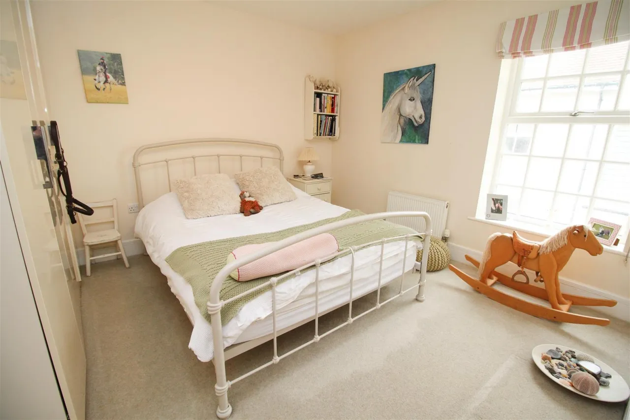 Mulberry Gardens, Old Harlow, CM17, photo 12