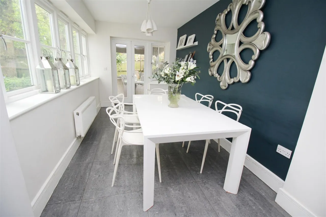Mulberry Gardens, Old Harlow, CM17, photo 5